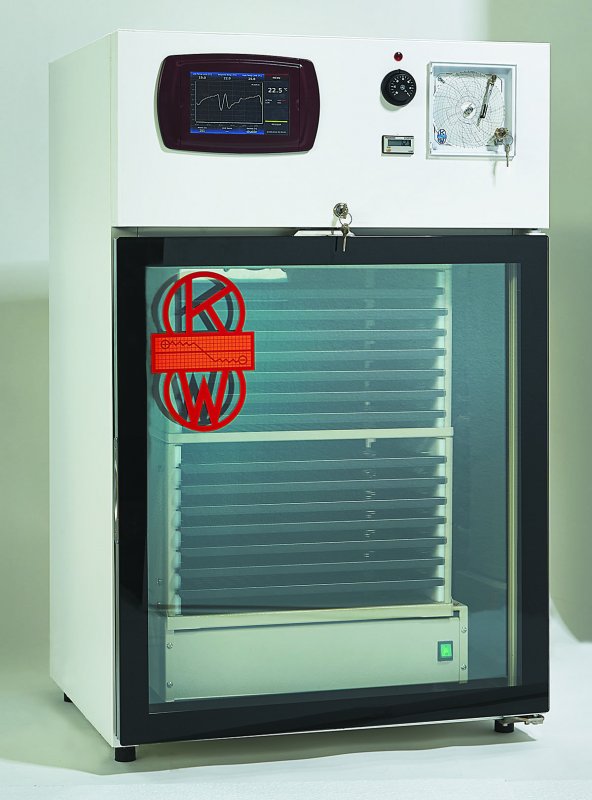  Agitator pentru trombocite, cu camera termostatata la +22C si inregistrator grafic temperatura